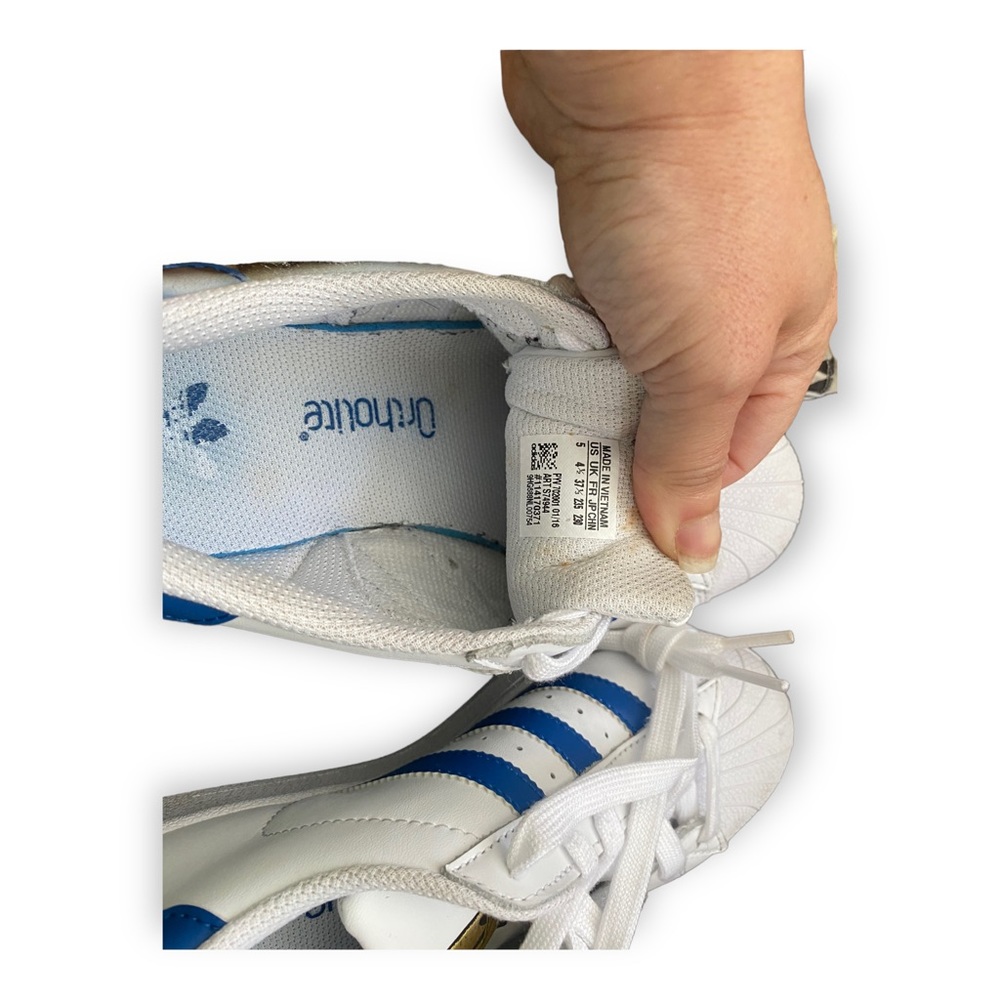 Adidas Girls Hand Graffetti Artist Painted “Emma” Sneakers - Picture 6 of 12
